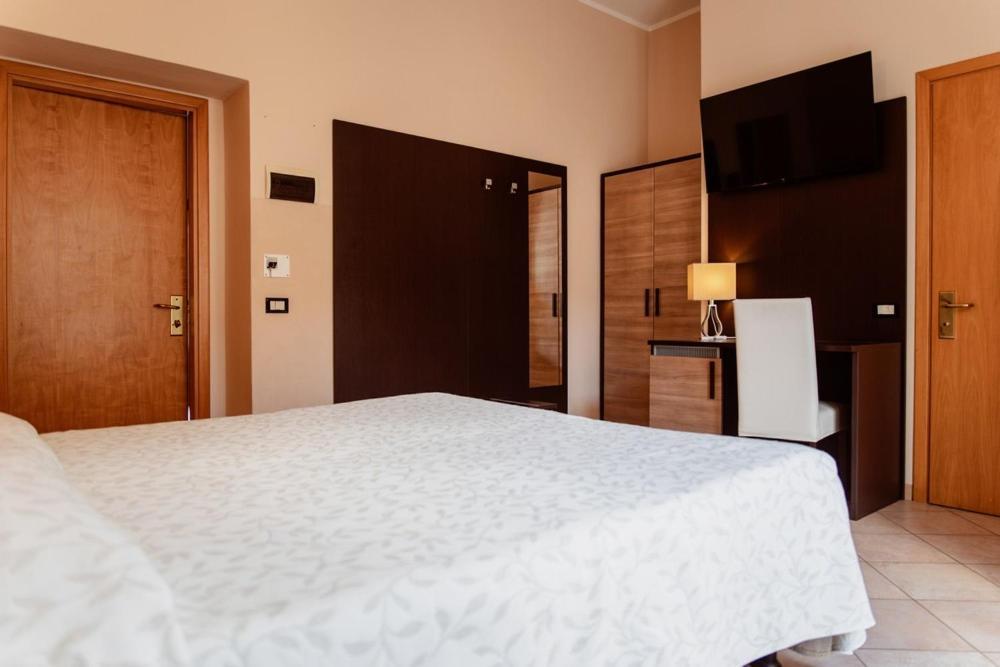 Hotel Rossi Manciano Exteriör bild
